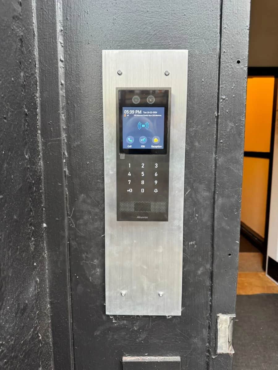 Elm Street Mixed Use installation in Manhattan